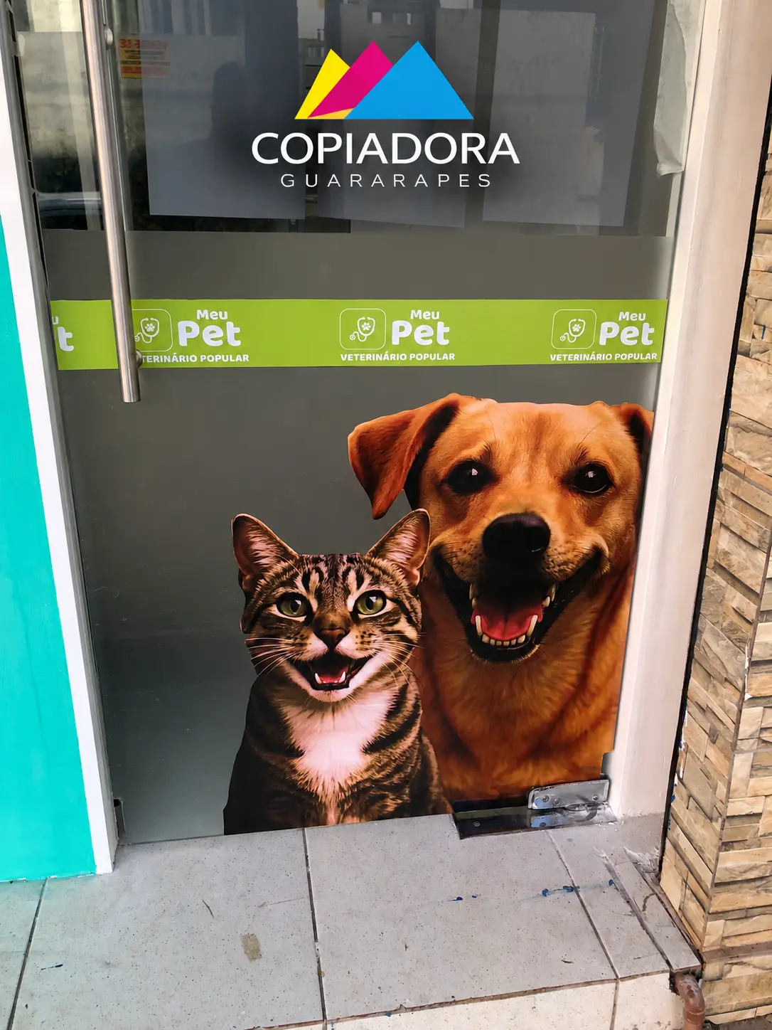 Porta adesivada — Meu Pet Veterinário