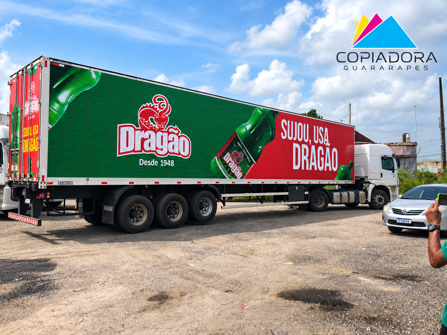 Carreta envelopada — Dragão